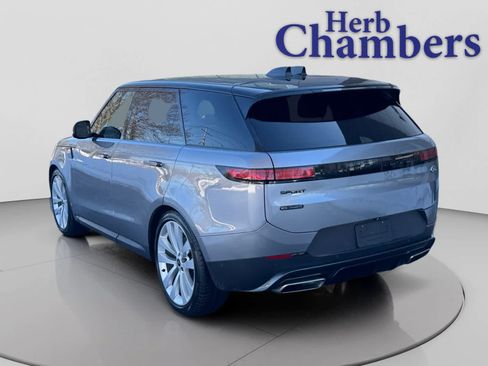 Used 2023 Land Rover Range Rover Sport SE AWD/4WD image 5