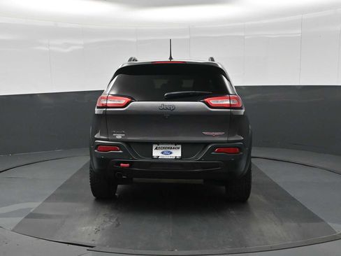 Used 2018 Jeep Cherokee Trailhawk w/ Quick Order Package 23L image 8