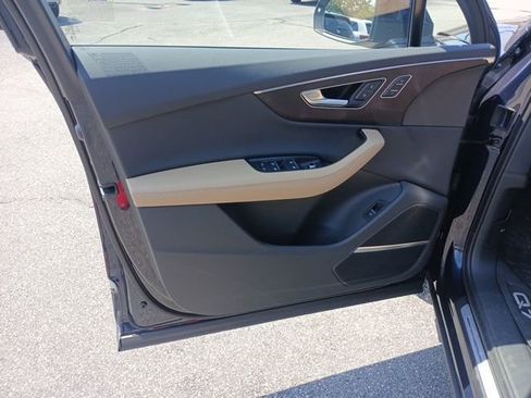 Used 2025 Audi Q7 2.0T Premium Plus w/ Premium Plus Package image 24