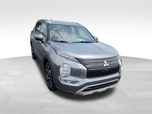 Used 2022 Mitsubishi Outlander SEL AWD/4WD image 3