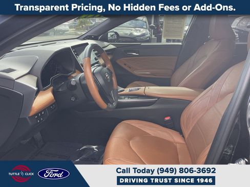 Used 2022 Toyota Avalon Limited w/ Advanced Safety Package FWD image 18