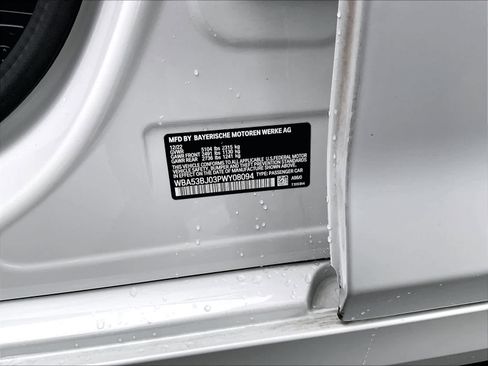 Certified 2023 BMW 540i w/ Convenience Package image 33