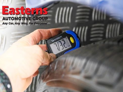 Used 2019 Toyota Camry LE image 27