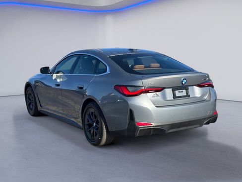 Used 2025 BMW i4 eDrive40 w/ Premium Package image 12