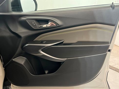 New 2026 Chevrolet Trax ACTIV w/ Sunroof Package image 24