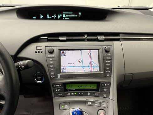 Used 2011 Toyota Prius Four w/ Navigation Pkg FWD image 16