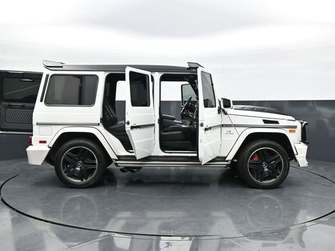 Used 2017 Mercedes-Benz G 63 AMG 4MATIC image 41