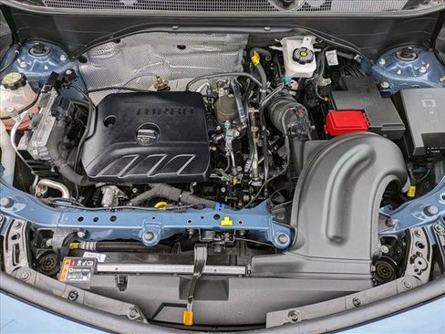 Used 2025 Buick Encore GX Sport Touring FWD image 21