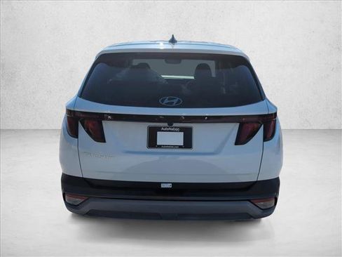 New 2026 Hyundai Tucson SE image 8