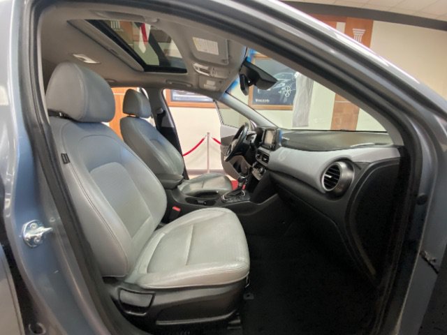 Used 2021 Hyundai Kona Ultimate FWD image 16