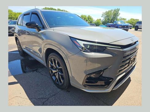 Used 2025 Lexus TX 500h AWD w/ Technology Package image 1