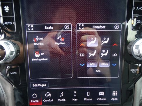 Used 2023 RAM 1500 4x4 Crew Cab Big Horn image 35