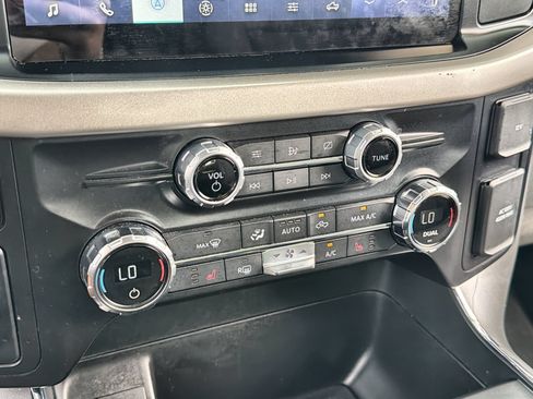 Used 2021 Ford F150 XLT w/ Equipment Group 302A High RWD image 19
