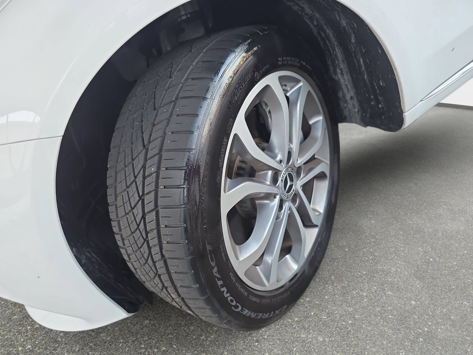 Used 2017 Mercedes-Benz C 300 4MATIC Sedan image 30