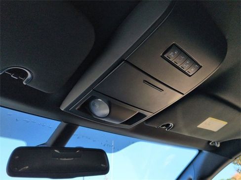 Certified 2019 Dodge Grand Caravan SXT image 21