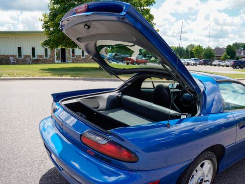 Used 1996 Chevrolet Camaro Z28 RWD image 20