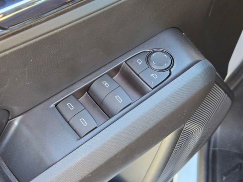 Certified 2024 Chevrolet Colorado LT w/ LT Convenience Package image 23