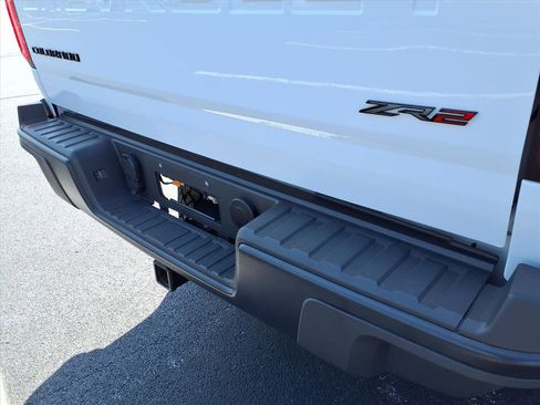Used 2022 Chevrolet Colorado ZR2 AWD/4WD image 34