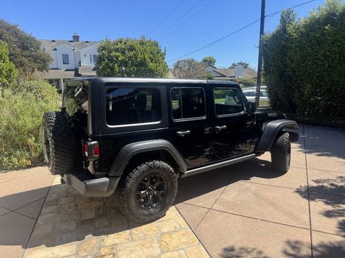 Used 2021 Jeep Wrangler Unlimited Sport AWD/4WD image 6