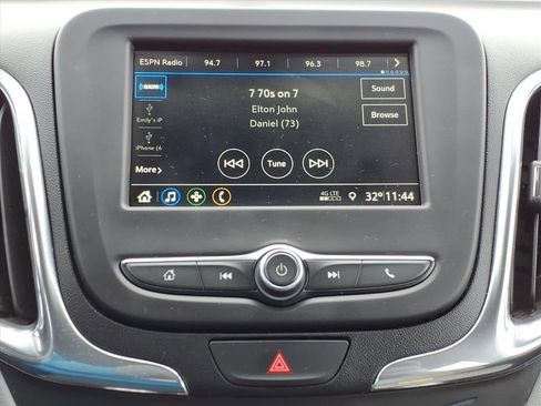 Used 2019 Chevrolet Equinox LT w/ Driver Convenience Package image 16