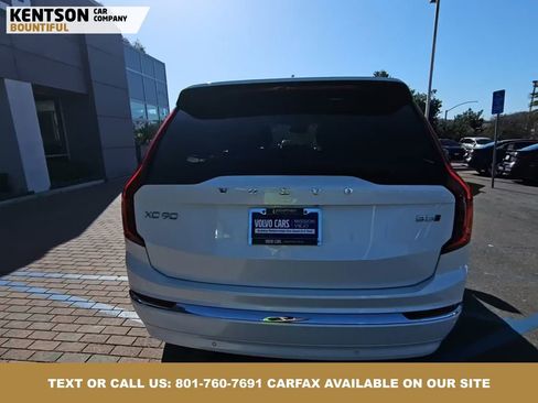 Used 2025 Volvo XC90 B5 Plus image 11