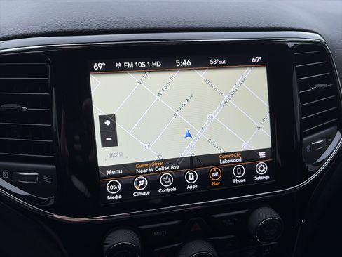 Used 2021 Jeep Grand Cherokee Laredo X AWD/4WD image 20