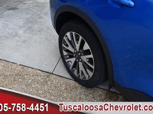 Used 2020 Ford Escape Titanium image 14