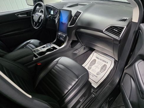 Used 2023 Ford Edge SEL AWD/4WD image 7
