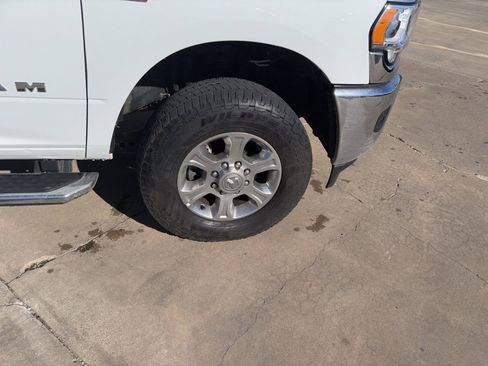 Used 2024 RAM 2500 Big Horn image 2