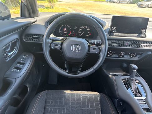Used 2024 Honda HR-V Sport image 15