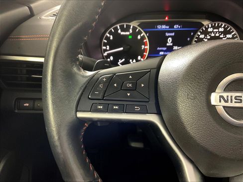 Used 2022 Nissan Altima 2.5 SR FWD image 12