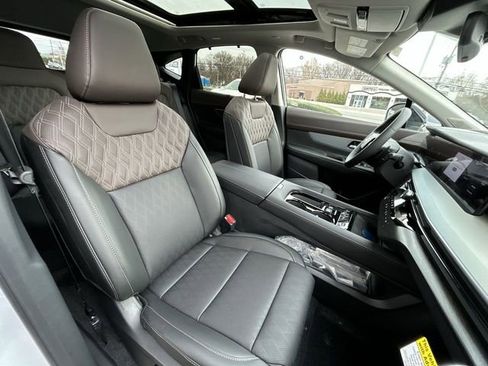 New 2026 Nissan Murano Platinum w/ Cargo Package AWD/4WD image 15