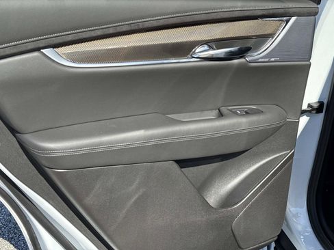 New 2025 Cadillac XT6 Premium Luxury w/ Platinum Package image 17