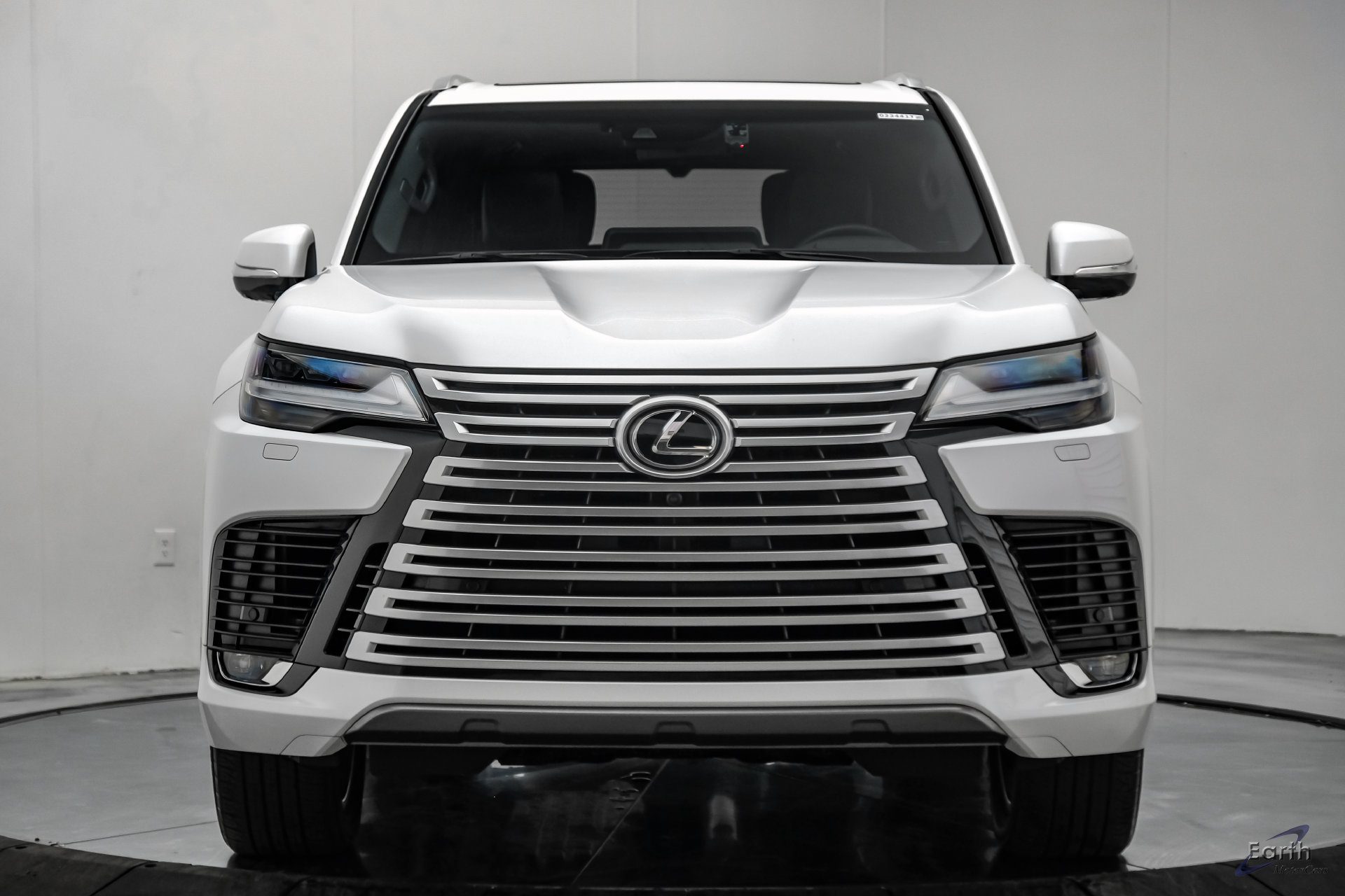 Used 2023 Lexus LX 600 4WD w/ Accessory Package (Z1) image 29