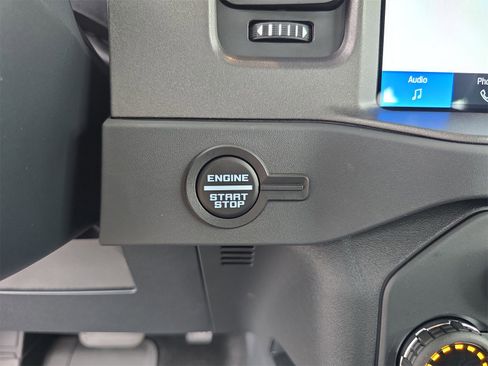 New 2025 Ford Bronco 2-Door image 21