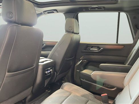 Used 2026 GMC Yukon Denali w/ Sun & Power Step Package AWD/4WD image 34