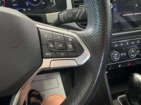 Used 2022 Volkswagen Atlas SEL Premium image 31