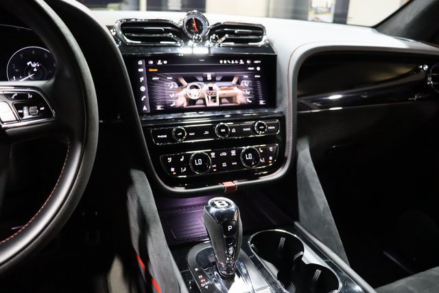 Used 2021 Bentley Bentayga Speed AWD/4WD image 46