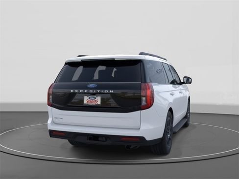New 2025 Ford Expedition Active image 8