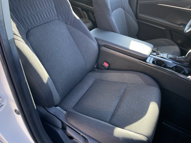 Used 2025 Toyota Camry LE AWD/4WD image 25