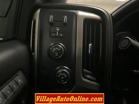 Used 2018 GMC Sierra 1500 Denali w/ Denali Ultimate Package AWD/4WD image 23