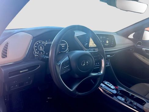 Used 2021 Hyundai Sonata Limited FWD image 9