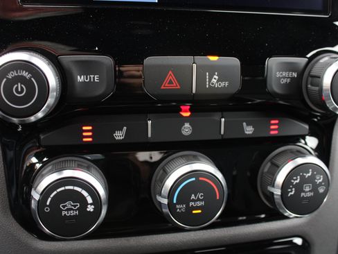 Certified 2025 RAM 1500 Lone Star AWD/4WD image 24