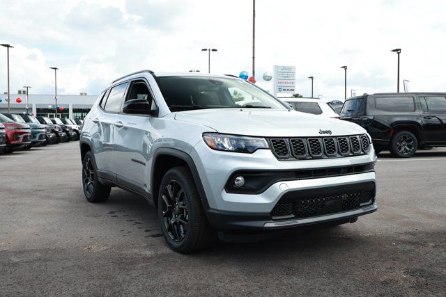 New 2026 Jeep Compass Latitude AWD/4WD image 3