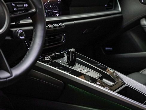 Used 2024 Porsche 911 Carrera 4S image 23