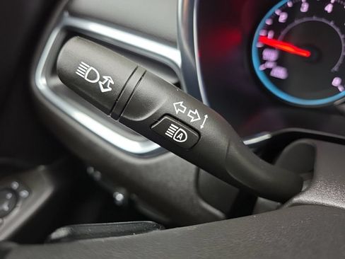 Used 2023 Chevrolet Equinox LT AWD/4WD image 29