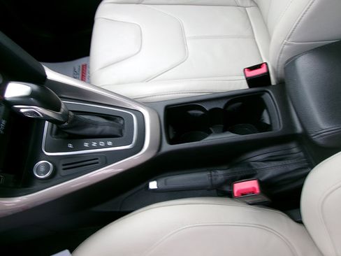 Used 2016 Ford Focus Titanium w/ Exterior Protection Package image 13