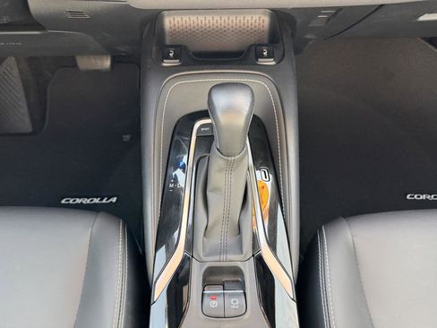 Used 2022 Toyota Corolla XSE image 29