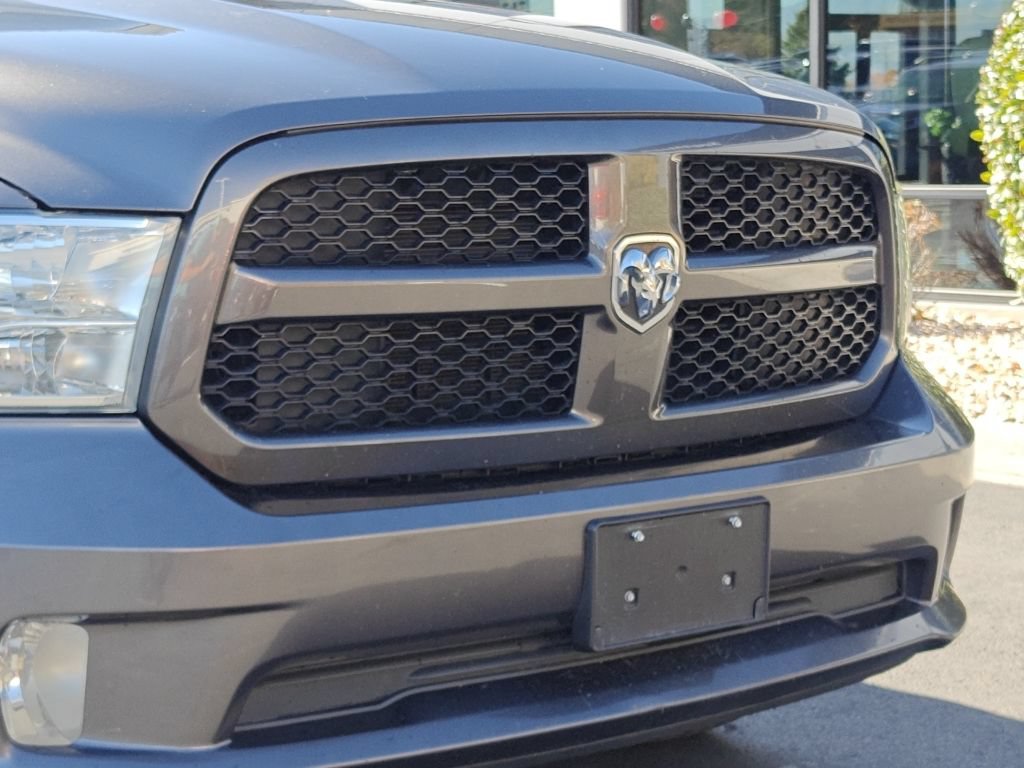Used 2019 RAM 1500 Express AWD/4WD image 30