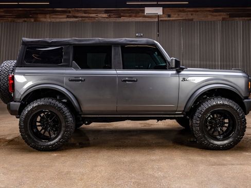 Used 2022 Ford Bronco 4-Door w/ Sasquatch Package image 11